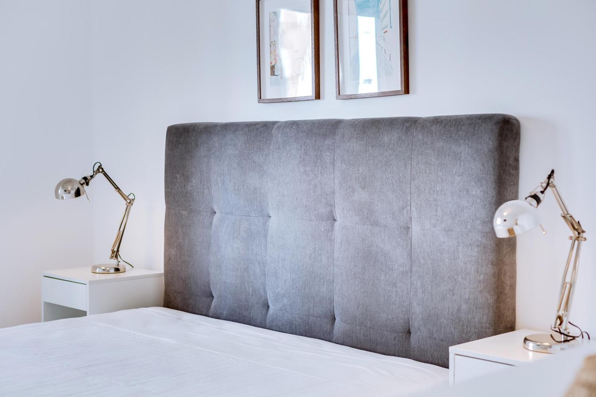 Al - Apartamento Egas Moniz クアルテイラ エクステリア 写真