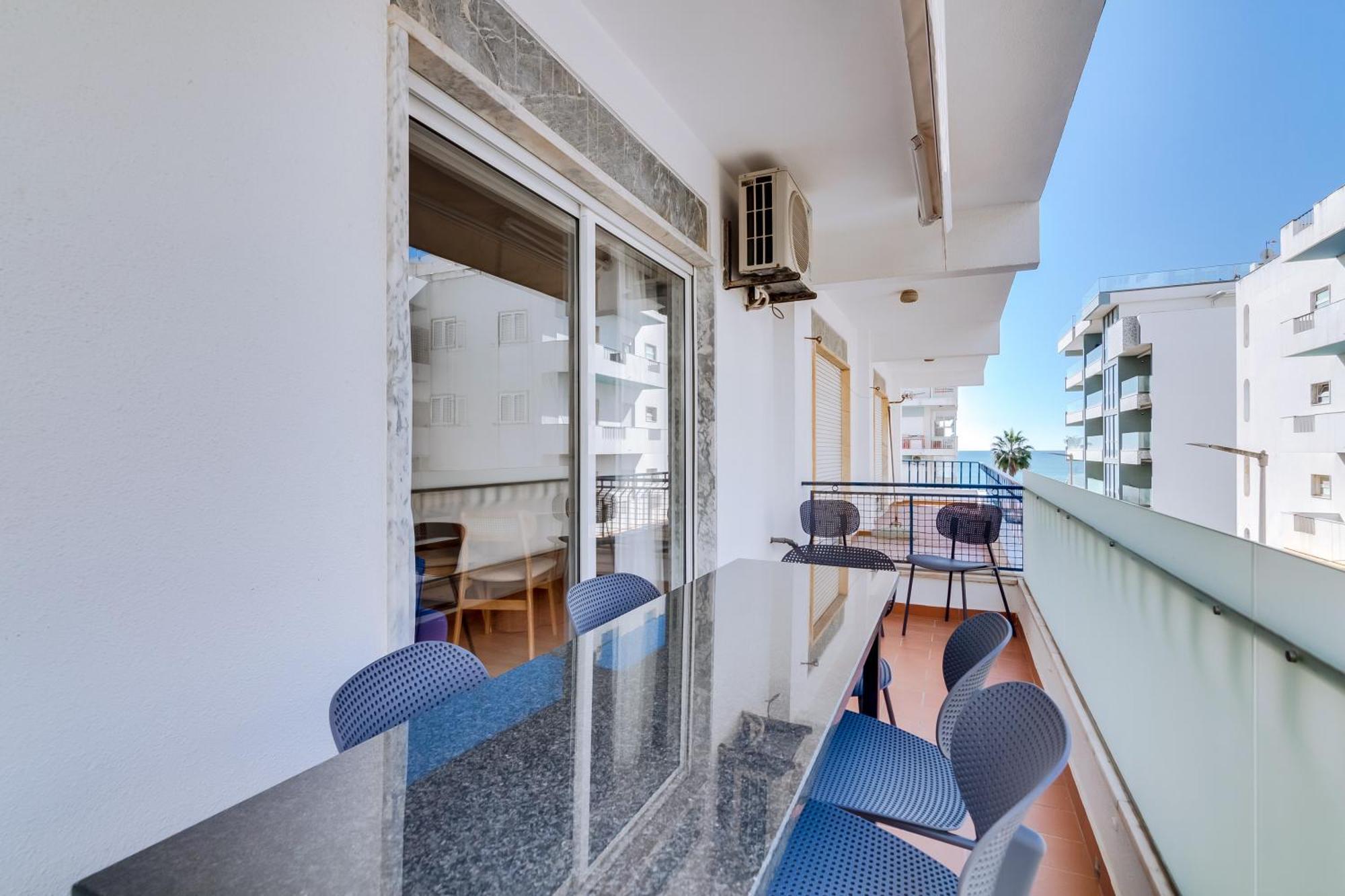 Al - Apartamento Egas Moniz クアルテイラ エクステリア 写真