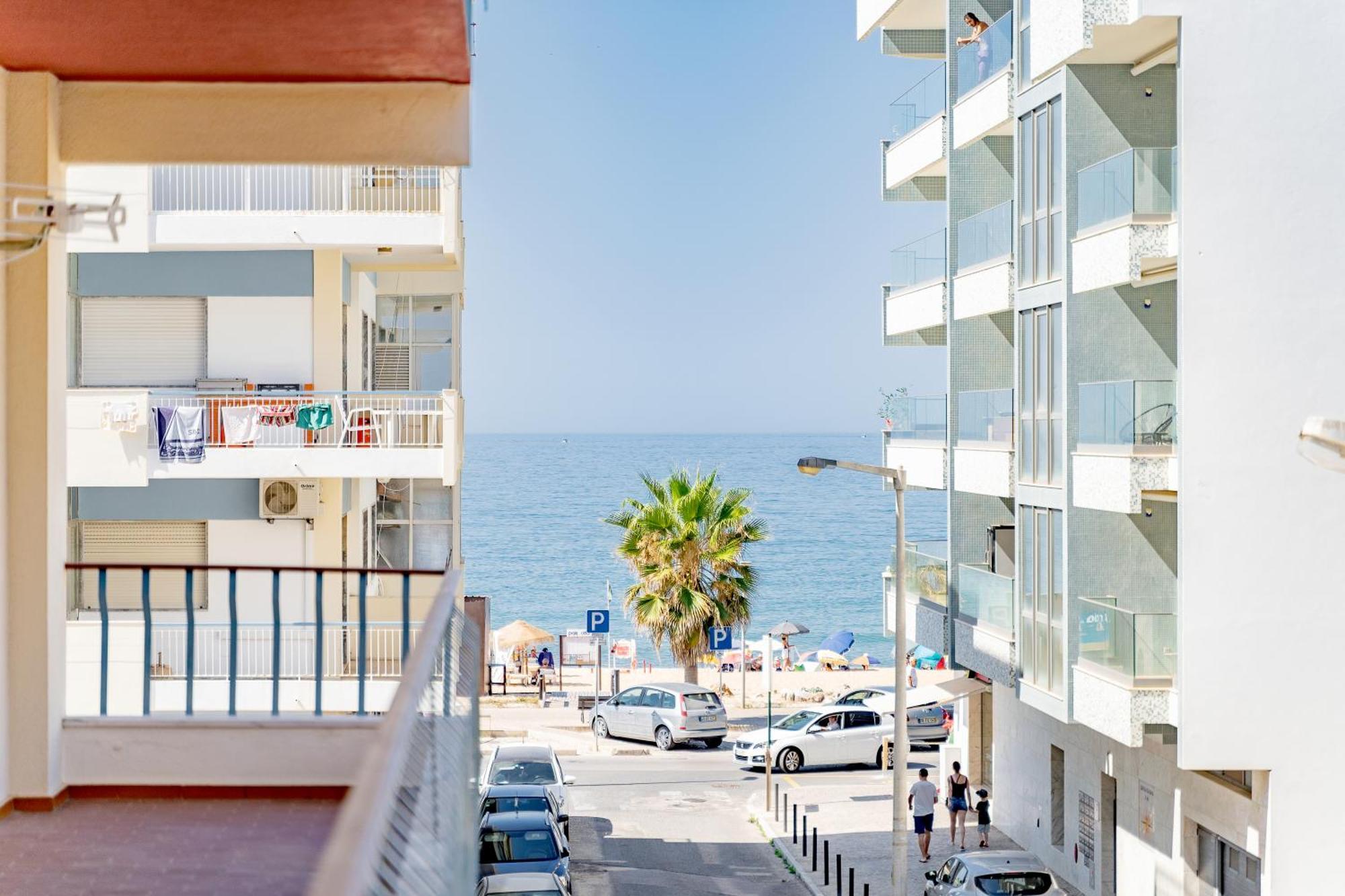 Al - Apartamento Egas Moniz クアルテイラ エクステリア 写真